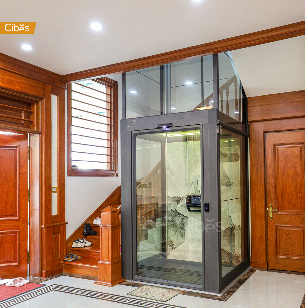 Hạ Long, Quảng Ninh - thang máy Cibes Voyager V90 Galaxy nổi bật giữa thang bộ4